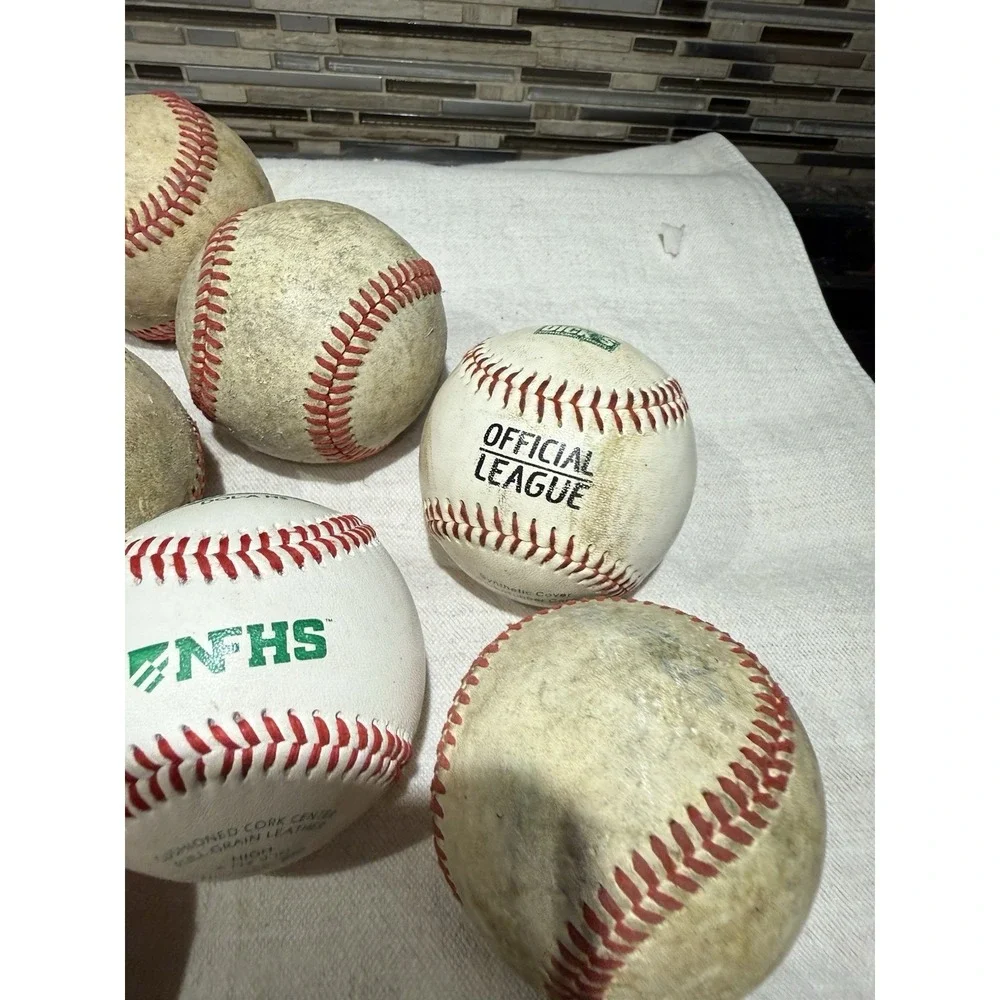 Lot Of 15 Baseballs & 1 Softball Diamond (4) Rawlings Worth Wilson Unbranded Vtg